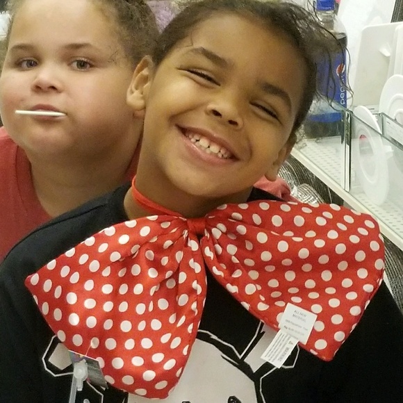 Meet your Posher, Angala - Picture 1 of 1